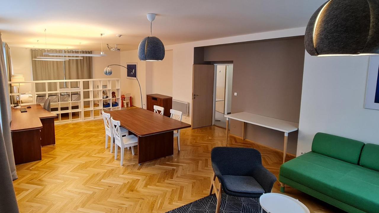 Veleslavin Apartments Prague Luaran gambar