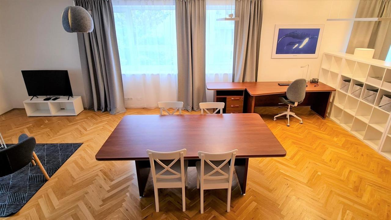 Veleslavin Apartments Prague Luaran gambar