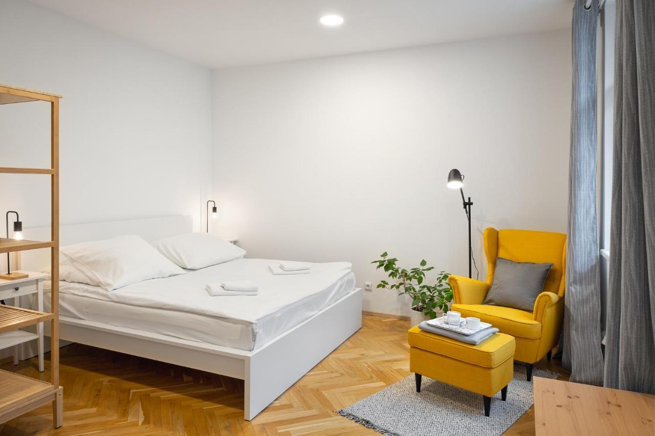 Veleslavin Apartments Prague Luaran gambar